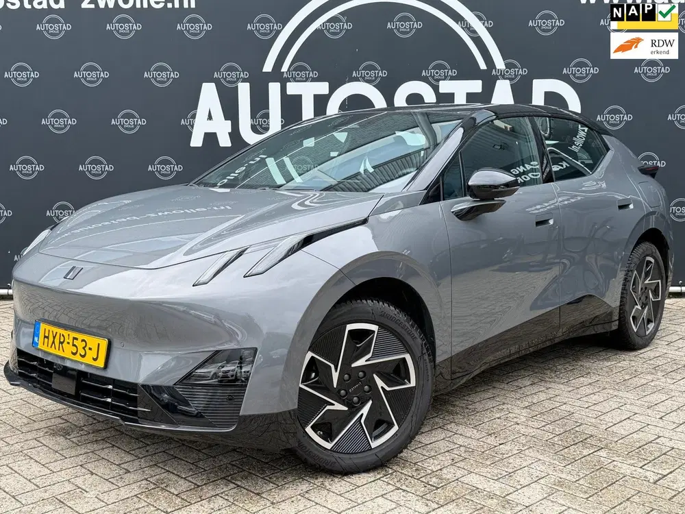 Lynk & Co 02 Core 66 kWh NL-Auto uit 2025