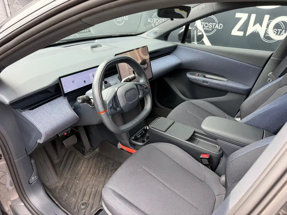 Lynk & Co 02 Core 66 kWh NL-Auto uit 2025, foto 11