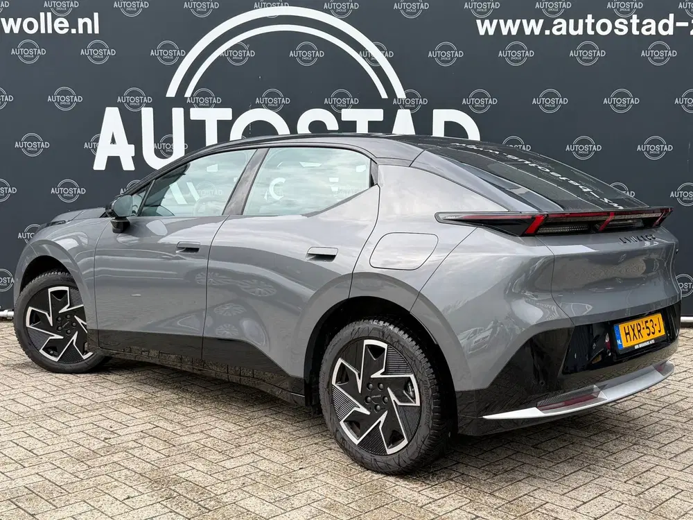 Lynk & Co 02 Core 66 kWh NL-Auto uit 2025, foto 3