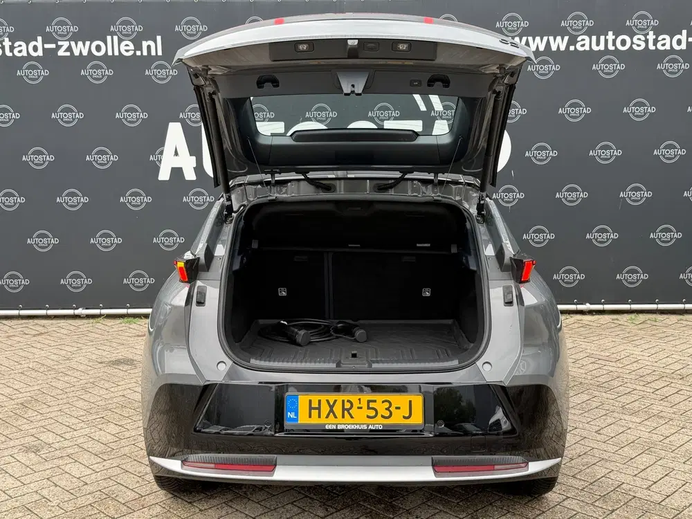 Lynk & Co 02 Core 66 kWh NL-Auto uit 2025, foto 5