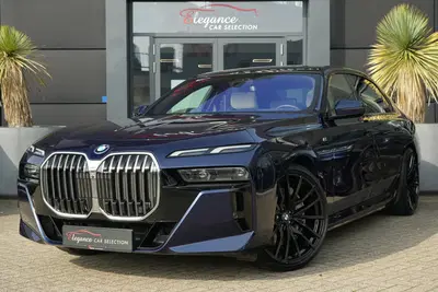 BMW 7-serie 7 Serie 750e xDrive M Sport uit 2024