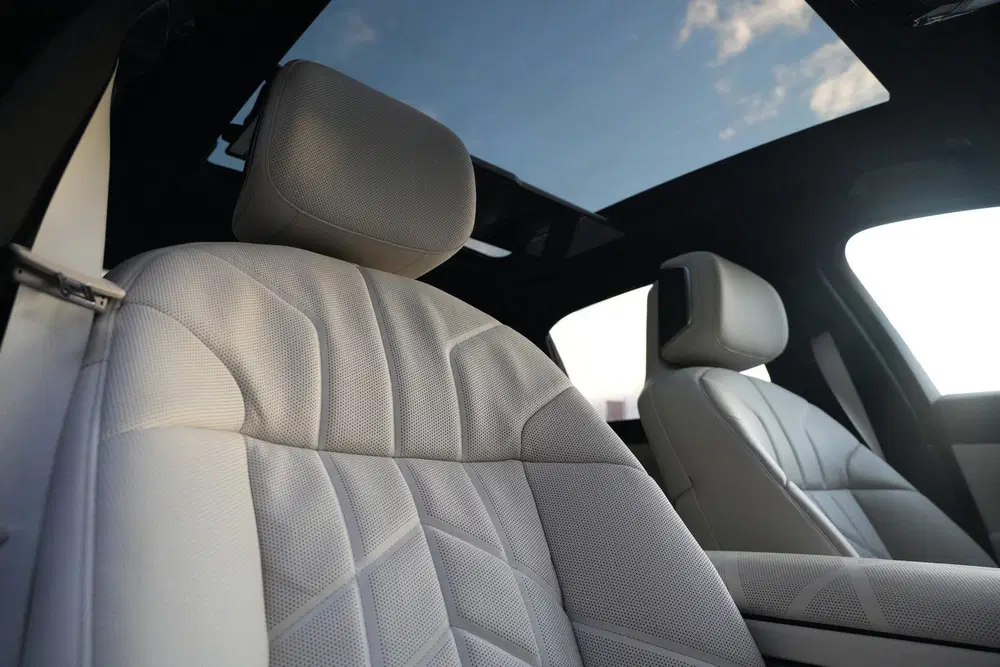 BMW 7-serie 7 Serie 750e xDrive M Sport uit 2024, foto 10