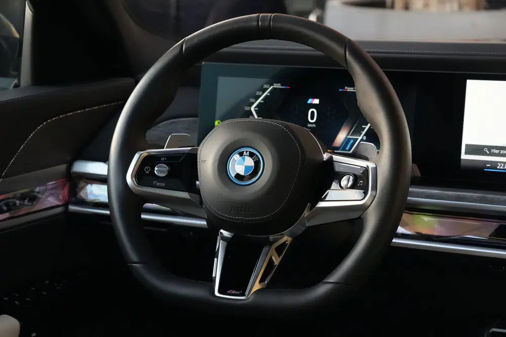 BMW 7-serie 7 Serie 750e xDrive M Sport uit 2024, foto 5