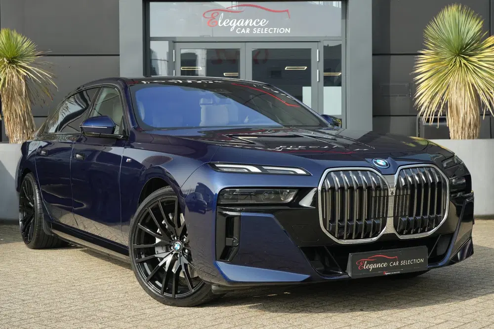 BMW 7-serie 7 Serie 750e xDrive M Sport uit 2024, foto 6