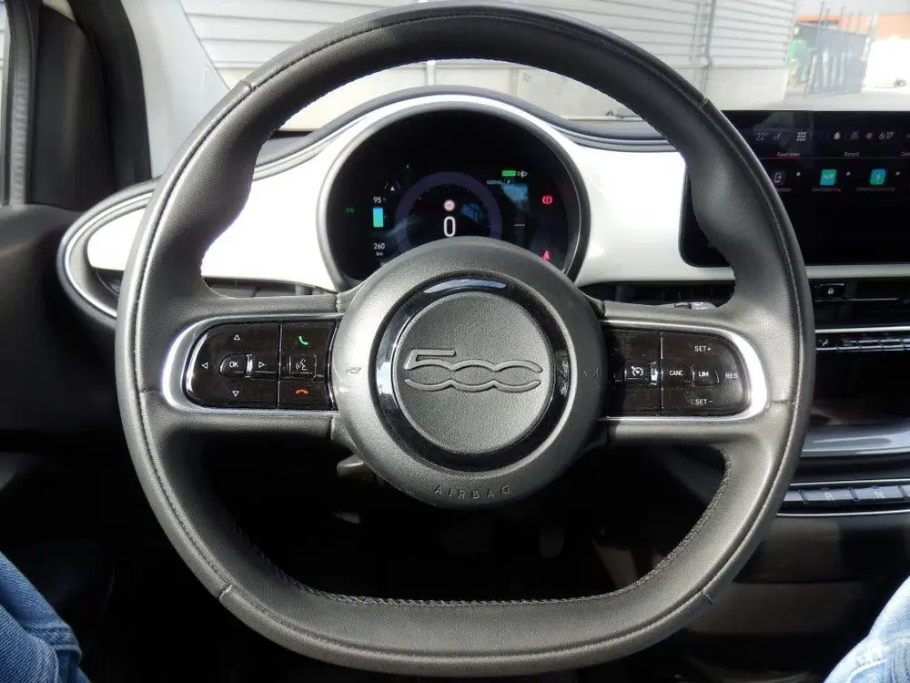 Fiat 500e Icon 42 kWh uit 2023, foto 12