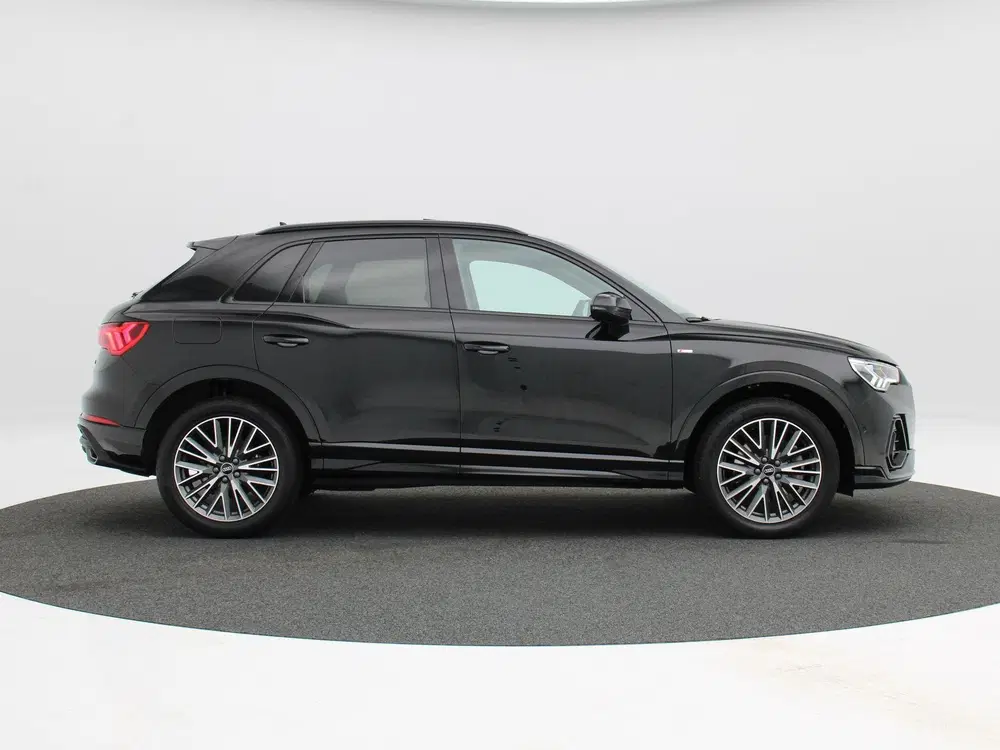Audi Q3 45 TFSi e 245 Pk Automaat S-Line uit 2024, foto 9