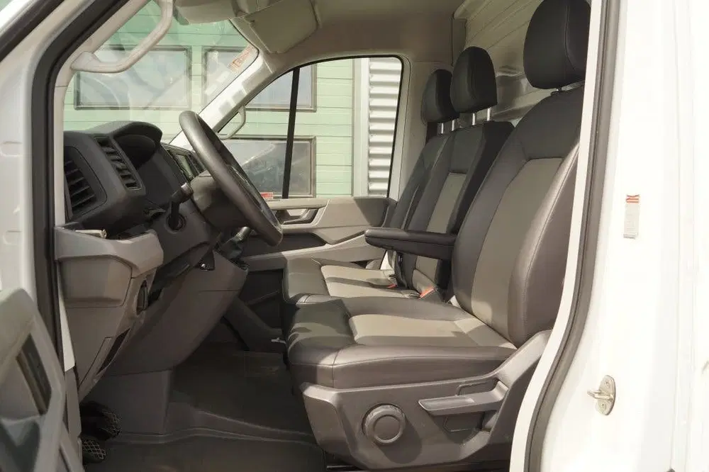 Volkswagen Crafter 35 2.0 TDI 122pk Bakwagen -AIRCO-3persoon uit 2021, foto 8