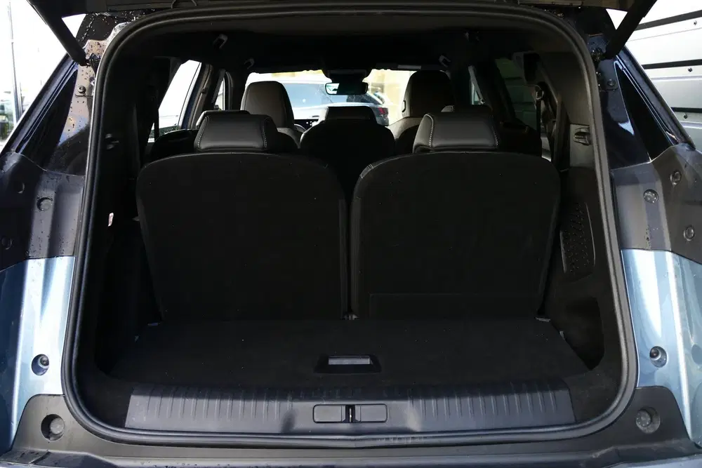 Peugeot 5008 1.2 HYBRID 145PK GT AUTOMAAT uit 2025, foto 13