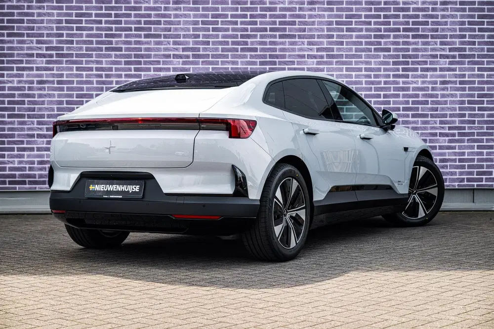 Polestar 4 Long Range Single Motor 100 kWh uit 2026, foto 2