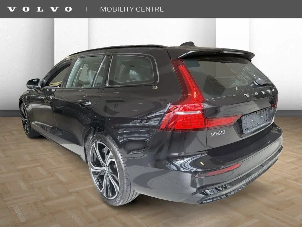 Volvo V60 2.0 T6 AWD Plus Dark uit 2026, foto 2