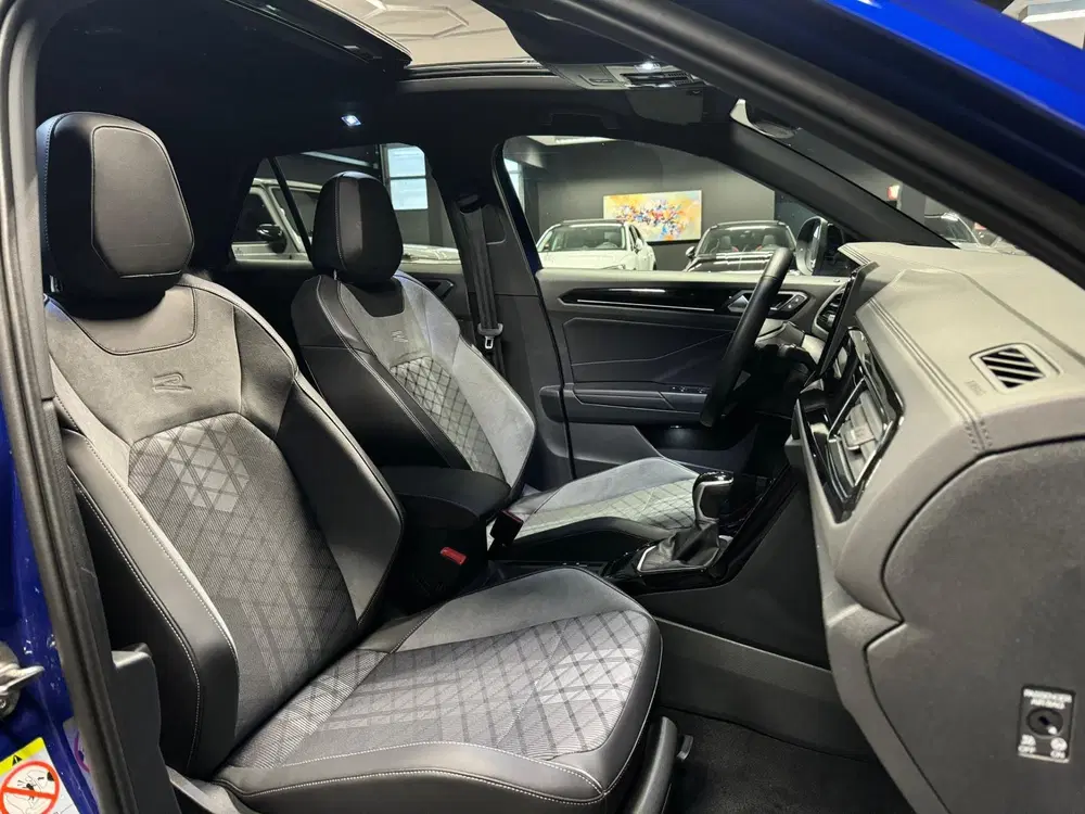 Volkswagen T-Roc 1.5 TSI R-Line Blackstyle uit 2024, foto 15
