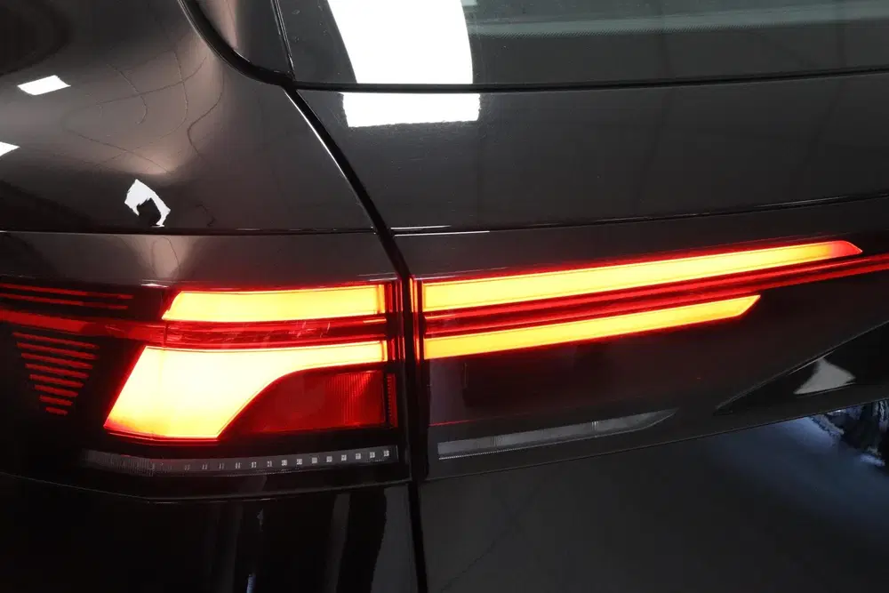 Volkswagen Passat 1.5 eTSI Business uit 2024, foto 14