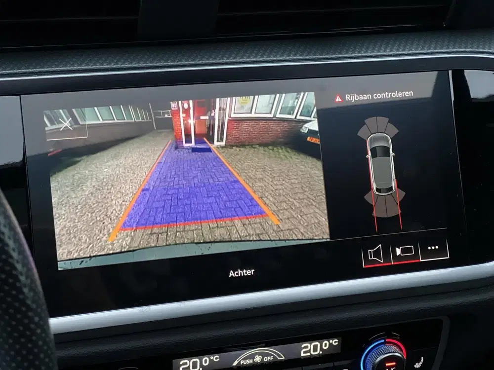 Audi Q3 45 TFSI e 3 x S-Line uit 2023, foto 11
