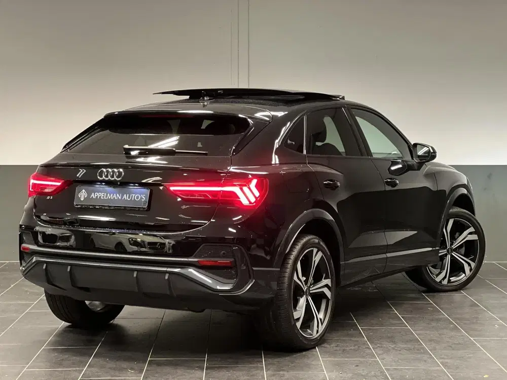 Audi Q3 45 TFSI e 3 x S-Line uit 2023, foto 4