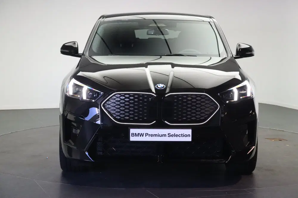 BMW iX2 eDrive20 M Sport uit 2025, foto 5