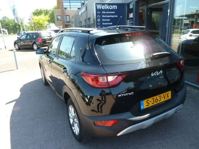 Kia Stonic 1.0 T-GDi 100pk DynamicLine uit 2023, foto 7