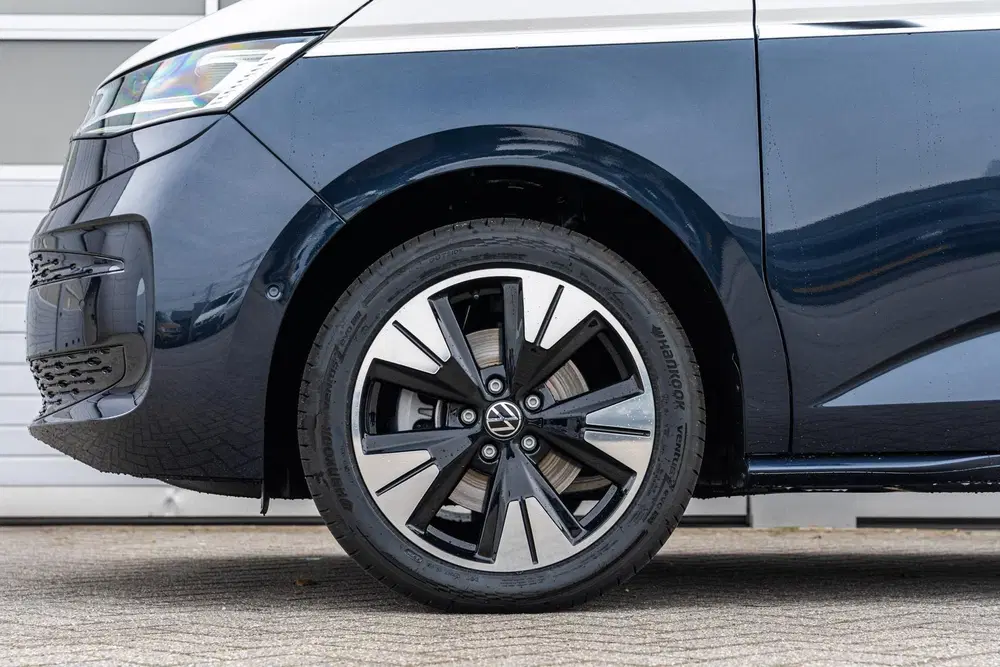 Volkswagen Multivan 1.5 eHybrid 245pk L2 Bulli Edition uit 2026, foto 12