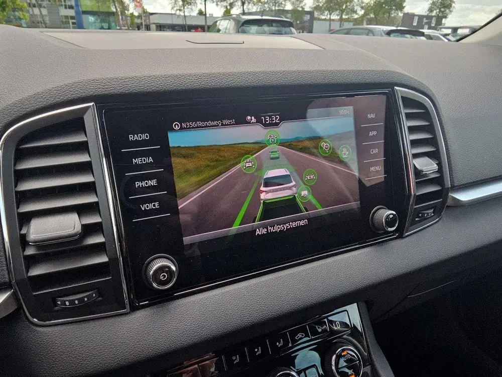 Skoda Karoq 1.5 TSI ACT Ambition uit 2023, foto 12