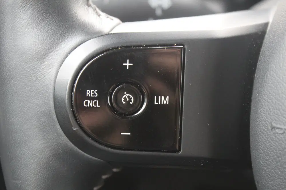 Mini Cooper 1.5 Cooper Camden Go Edition Stuur- en Sto uit 2023, foto 15