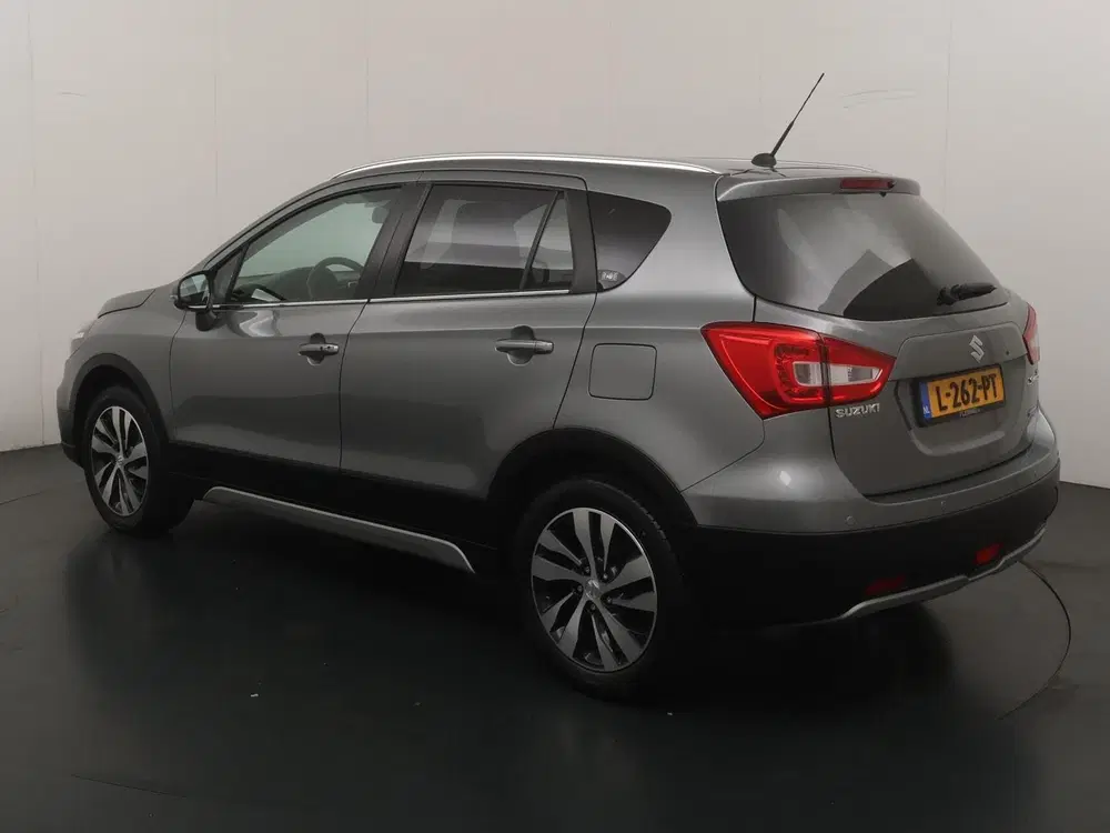 Suzuki S-Cross 1.4 Boosterjet Select Smart Hybrid uit 2020, foto 3