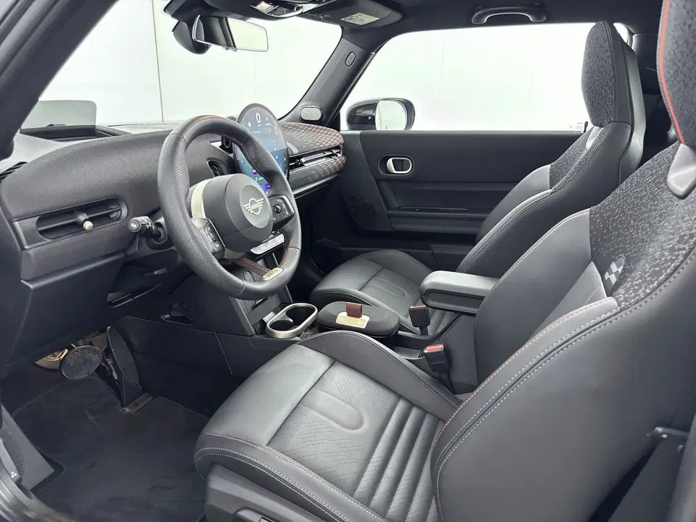 Mini Hatchback Cooper S Automaat uit 2024, foto 8