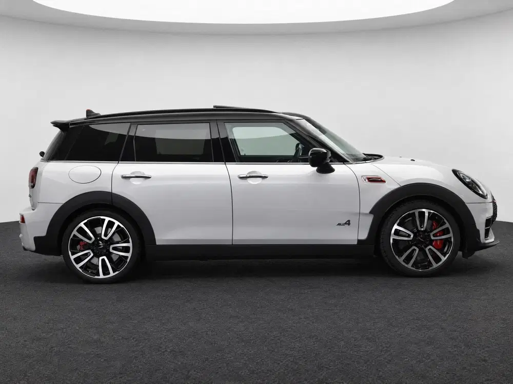 Mini Clubman JCW ALL4 Automaat uit 2021, foto 4