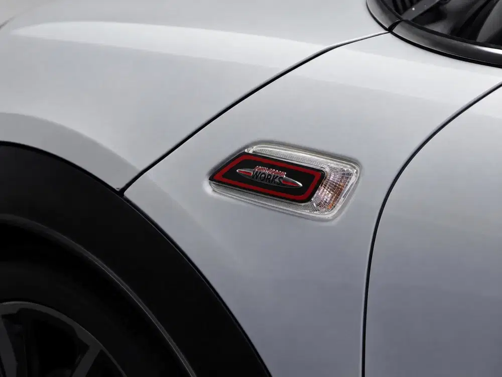 Mini Clubman JCW ALL4 Automaat uit 2021, foto 6