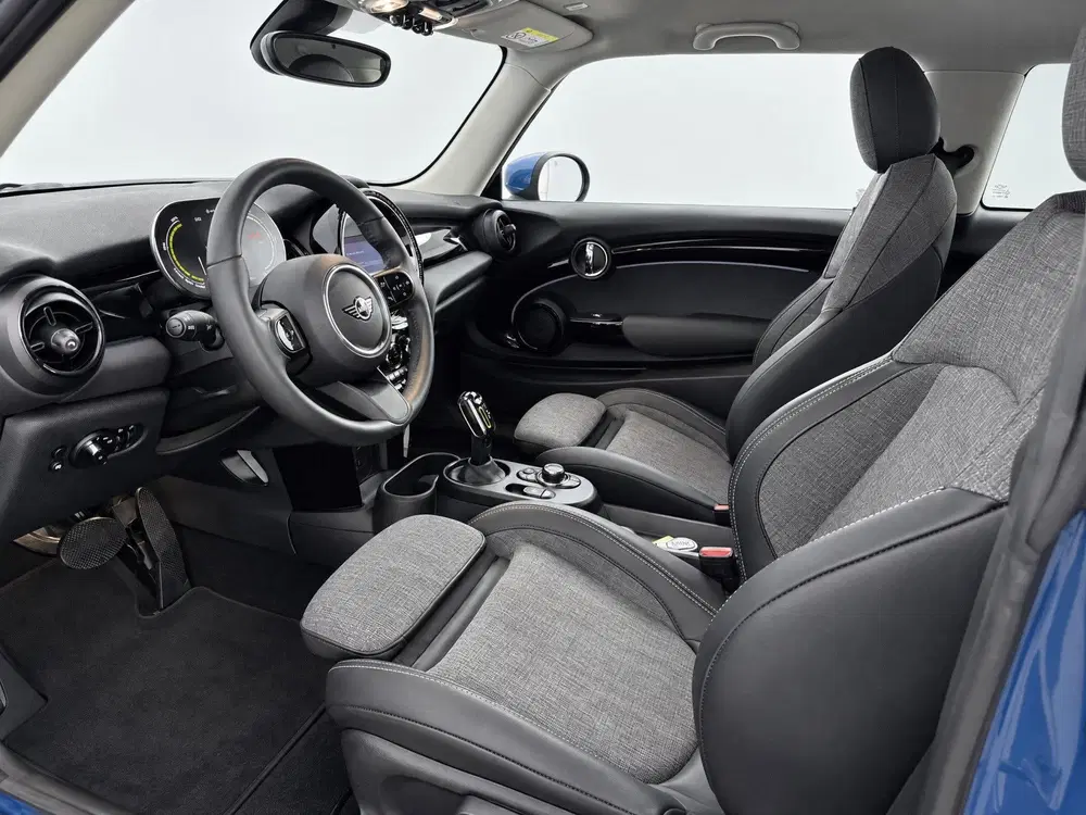 Mini Electric Classic uit 2022, foto 10