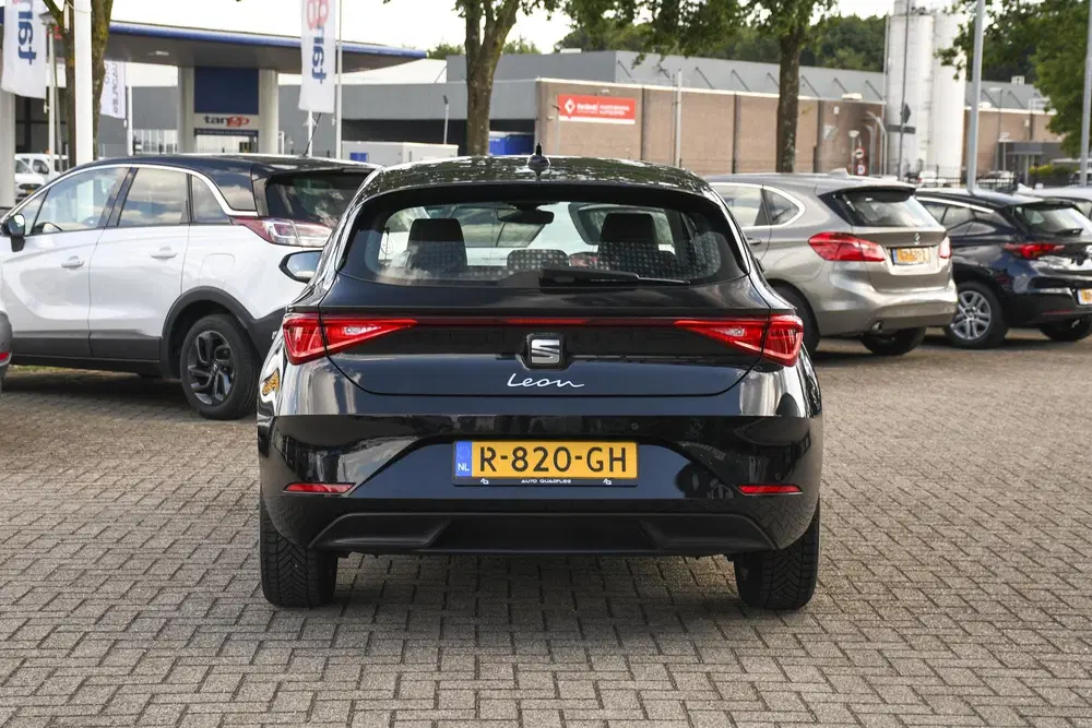 SEAT Leon 1.0 TSI Style APPLE CARPLAY uit 2022, foto 9
