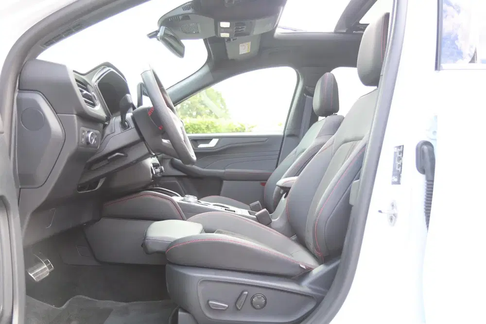 Ford Kuga 🔥 FORD KUGA 2.5 PHEV ST-LINE X ⚡ uit 2024, foto 6