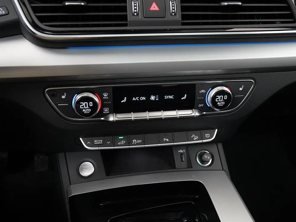 Audi Q5 50 TFSIe S edition uit 2021, foto 12