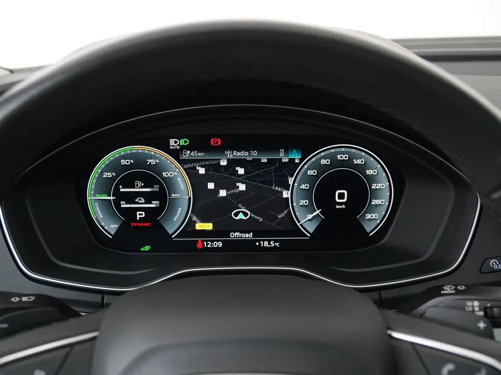 Audi Q5 50 TFSIe S edition uit 2021, foto 8