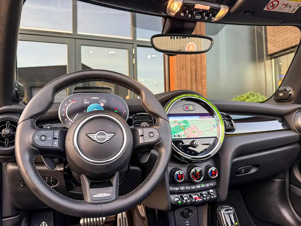 Mini Cabrio 2.0 John Cooper Works JCW Pack F1 aut 231p uit 2024, foto 10