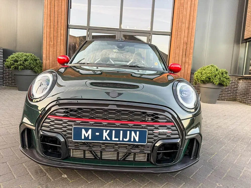 Mini Cabrio 2.0 John Cooper Works JCW Pack F1 aut 231p uit 2024, foto 3