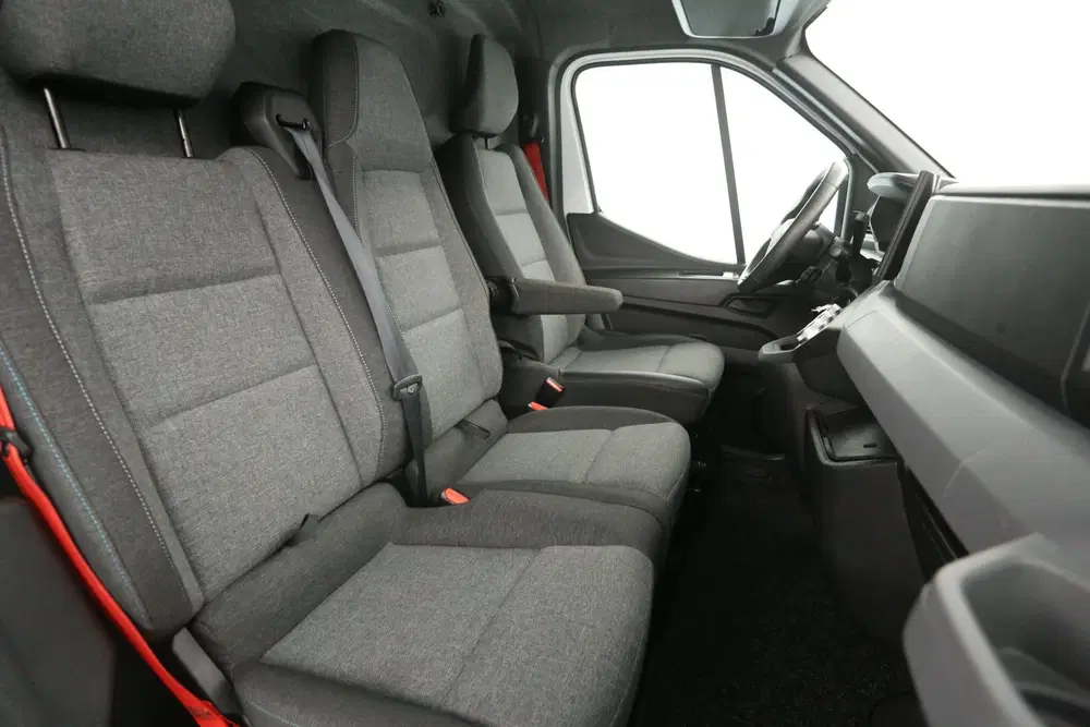 Renault Master E-Tech Long Range 87 kWh L3H2 uit 2025, foto 12
