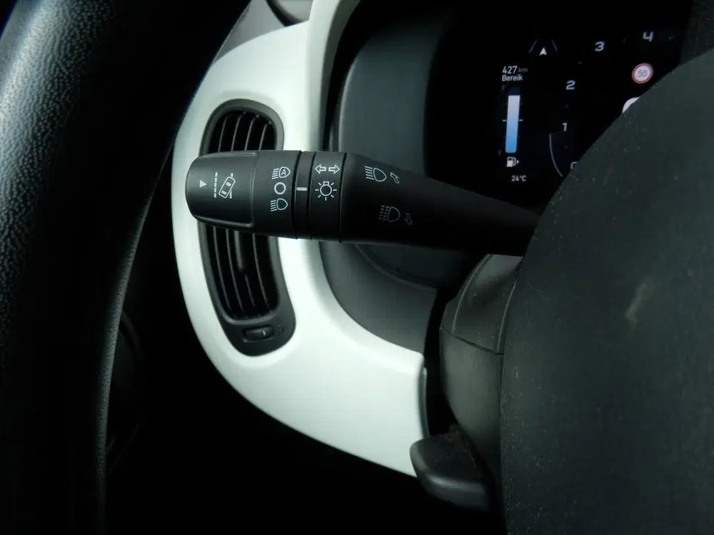Fiat Panda 1.0 Hybrid Cross (bj 2025) uit 2025, foto 13