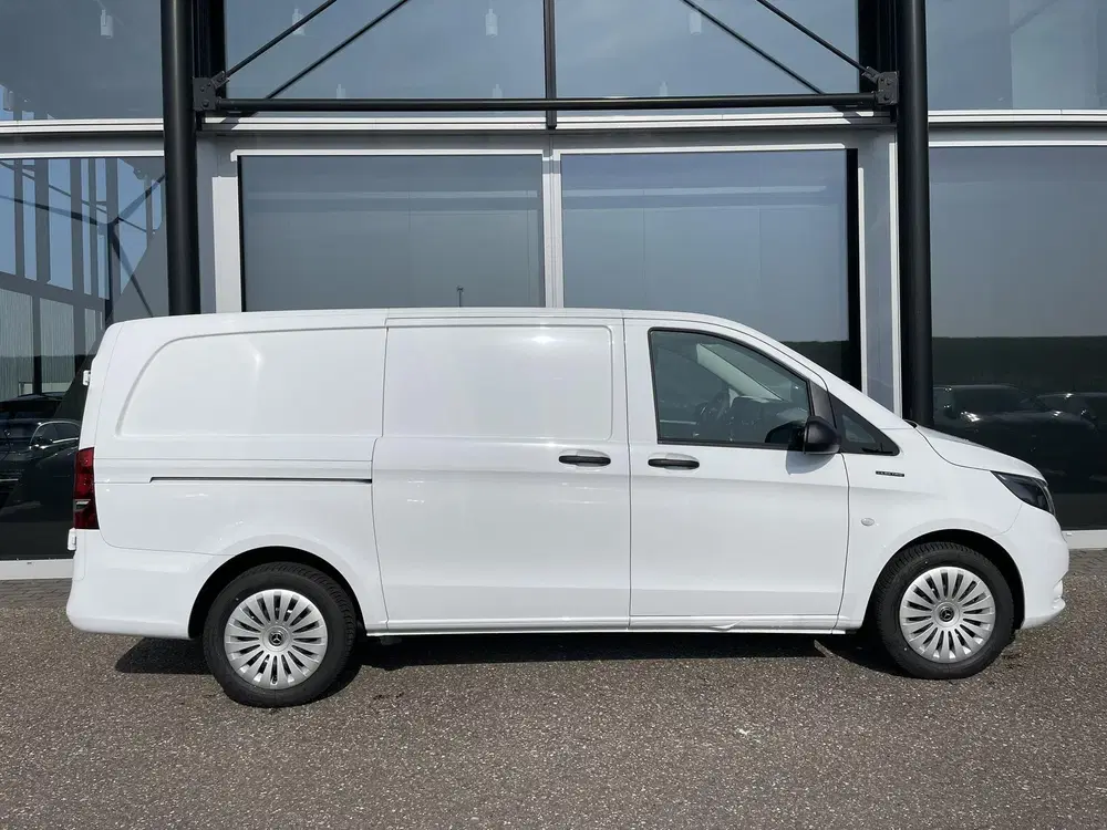 Mercedes-Benz Vito Lang 66 kWh uit 2025, foto 4