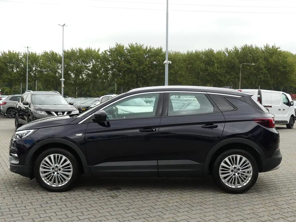 Opel Grandland 1.2 Turbo Business uit 2020, foto 3
