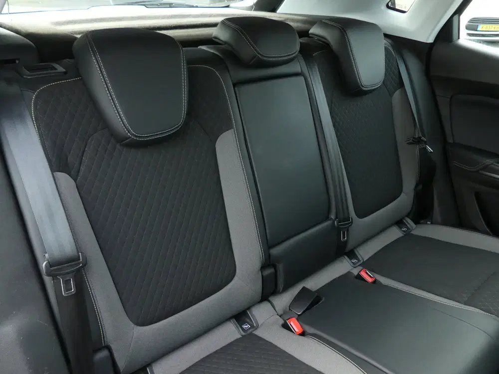 Opel Grandland 1.2 Turbo Business uit 2020, foto 9