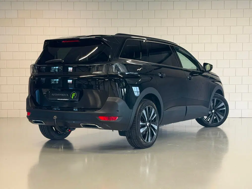 Peugeot 5008 1.2 PureTech GT Black Pack 7-Persoons uit 2022, foto 2