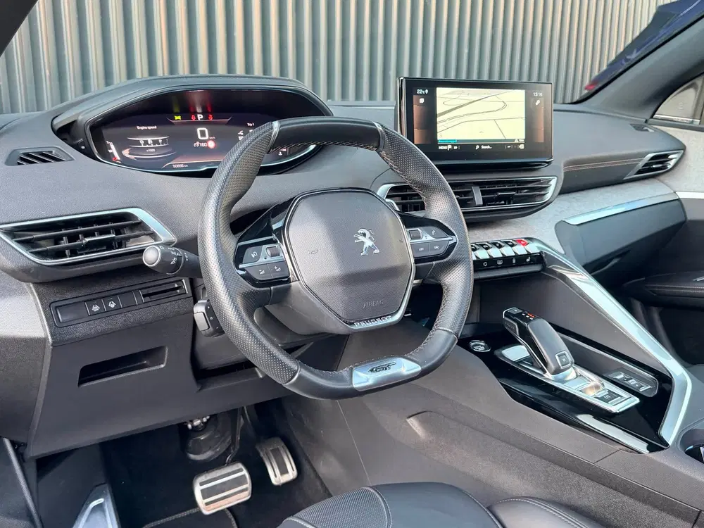 Peugeot 5008 1.2 PureTech GT Black Pack 7-Persoons uit 2022, foto 4