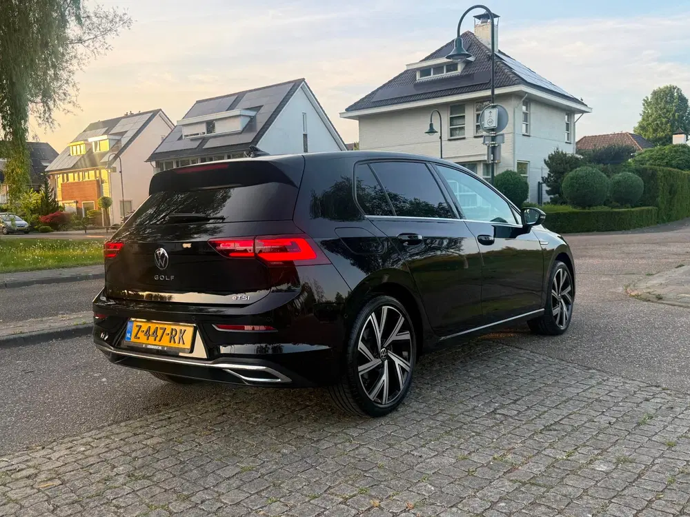 Volkswagen Golf 1.5 eTSI Style uit 2023, foto 2