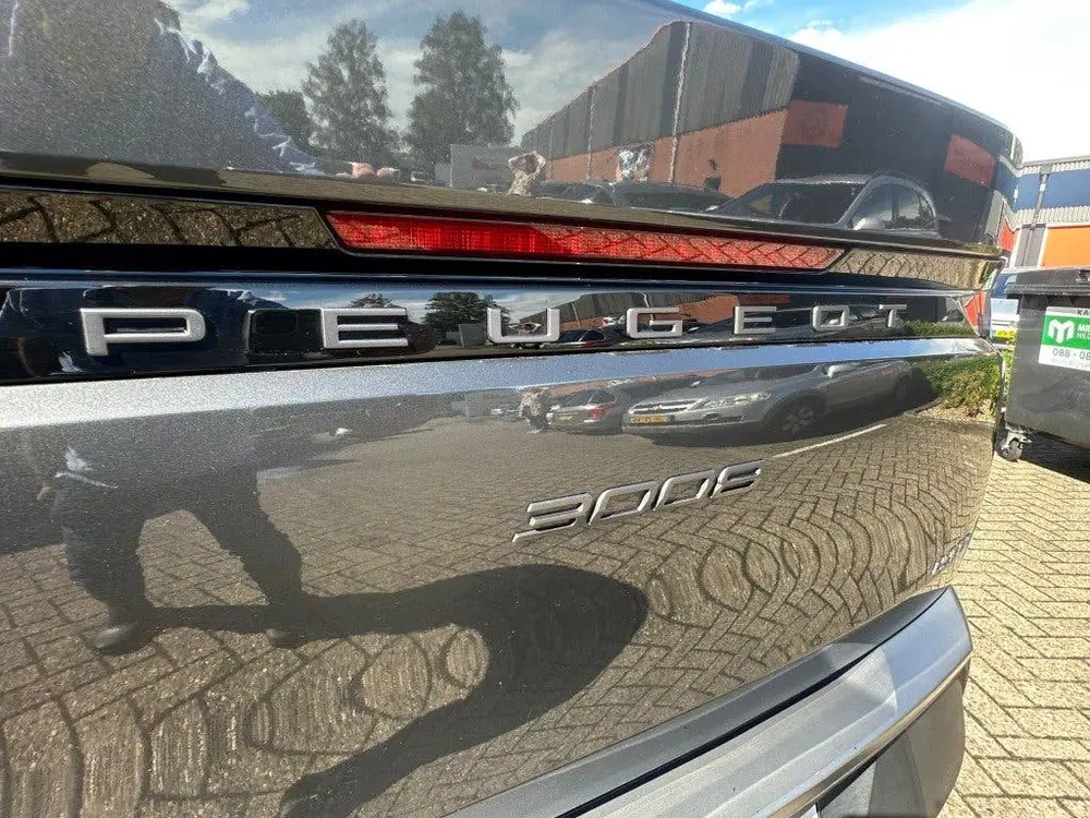 Peugeot 3008 1.2 HYB 145 ALLURE uit 2025, foto 8