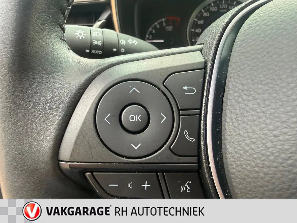 Toyota Corolla 1.8 Hybrid Active uit 2022, foto 15