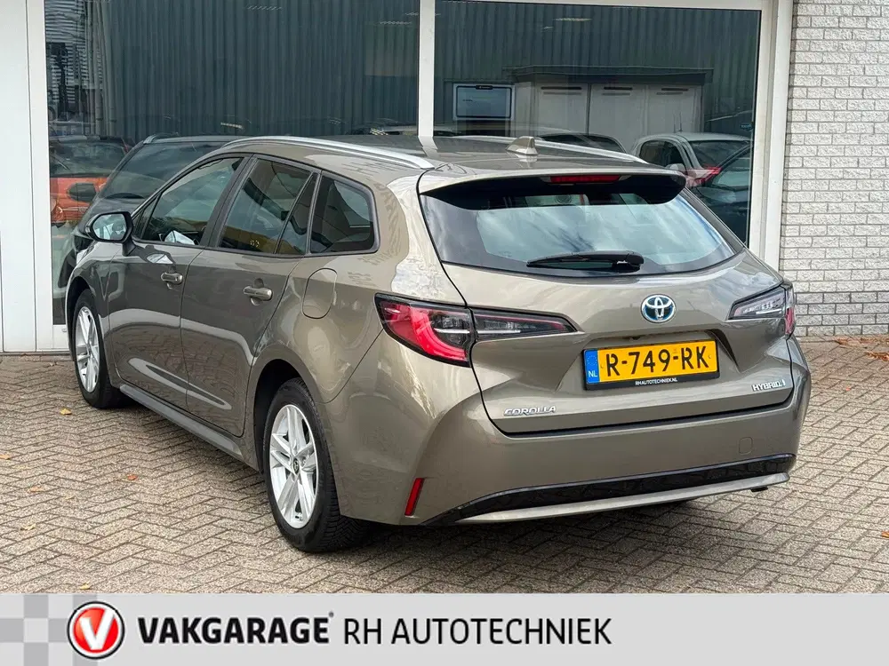 Toyota Corolla 1.8 Hybrid Active uit 2022, foto 4