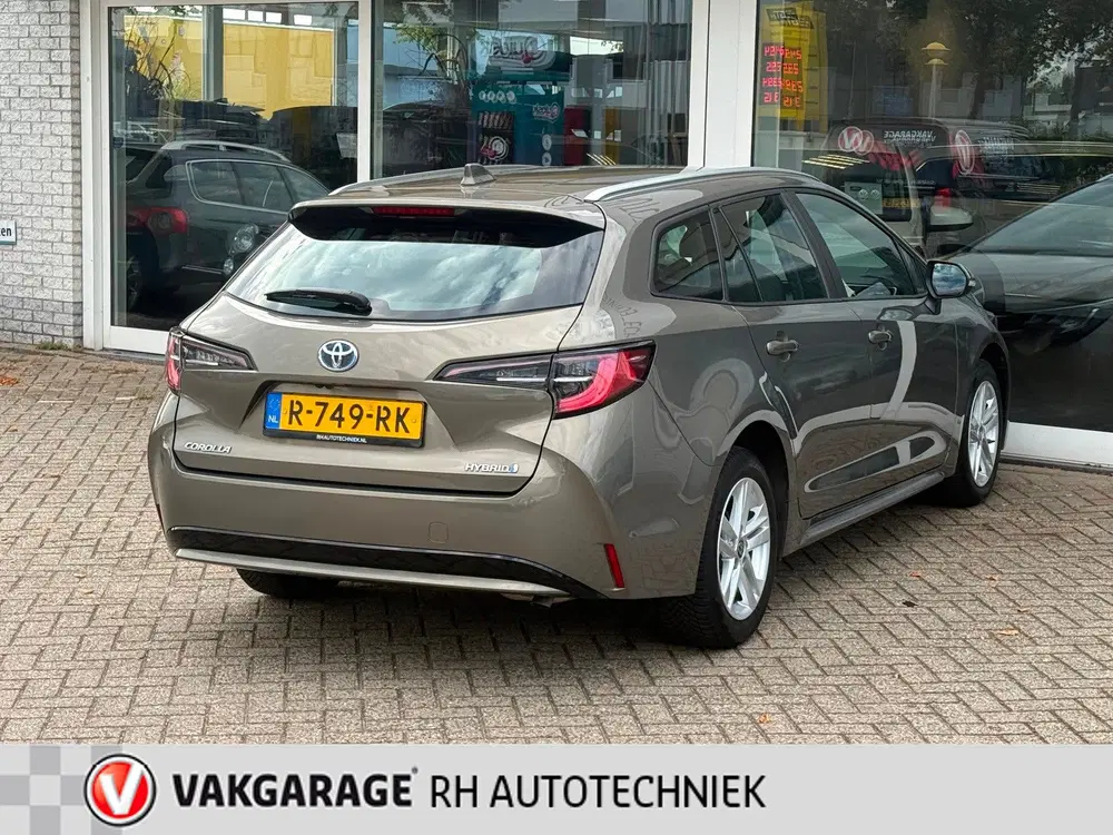 Toyota Corolla 1.8 Hybrid Active uit 2022, foto 5