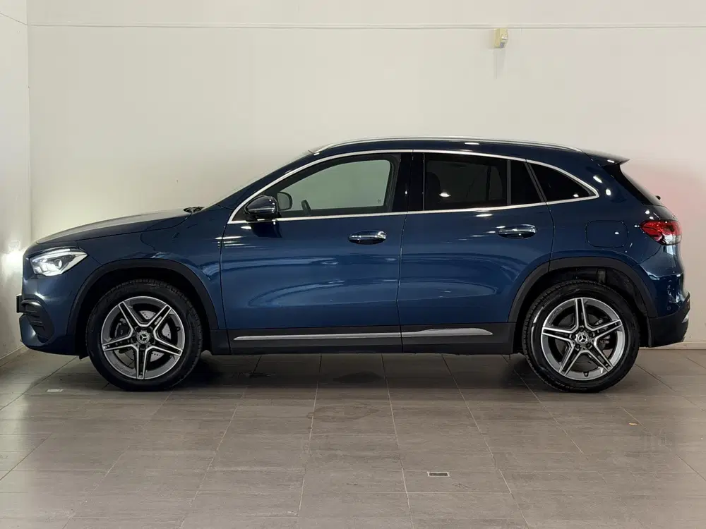 Mercedes-Benz GLA 250 e AMG Line uit 2023, foto 15
