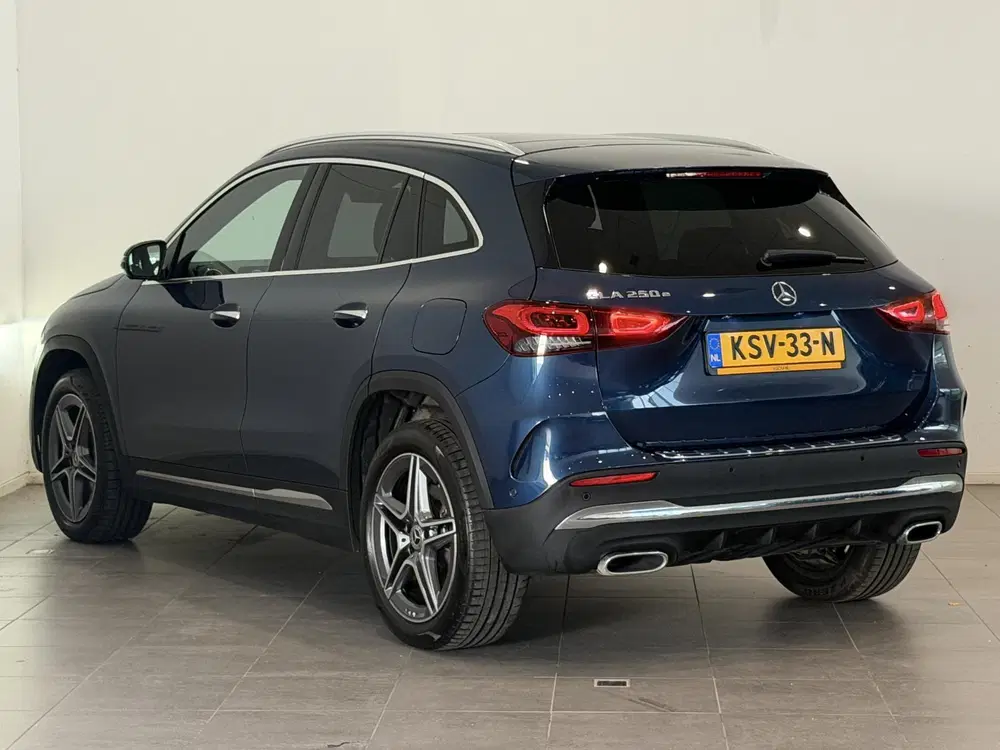 Mercedes-Benz GLA 250 e AMG Line uit 2023, foto 7