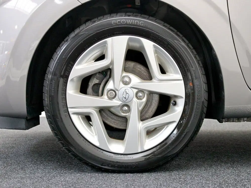 Hyundai i10 1.2 automaat uit 2022, foto 7