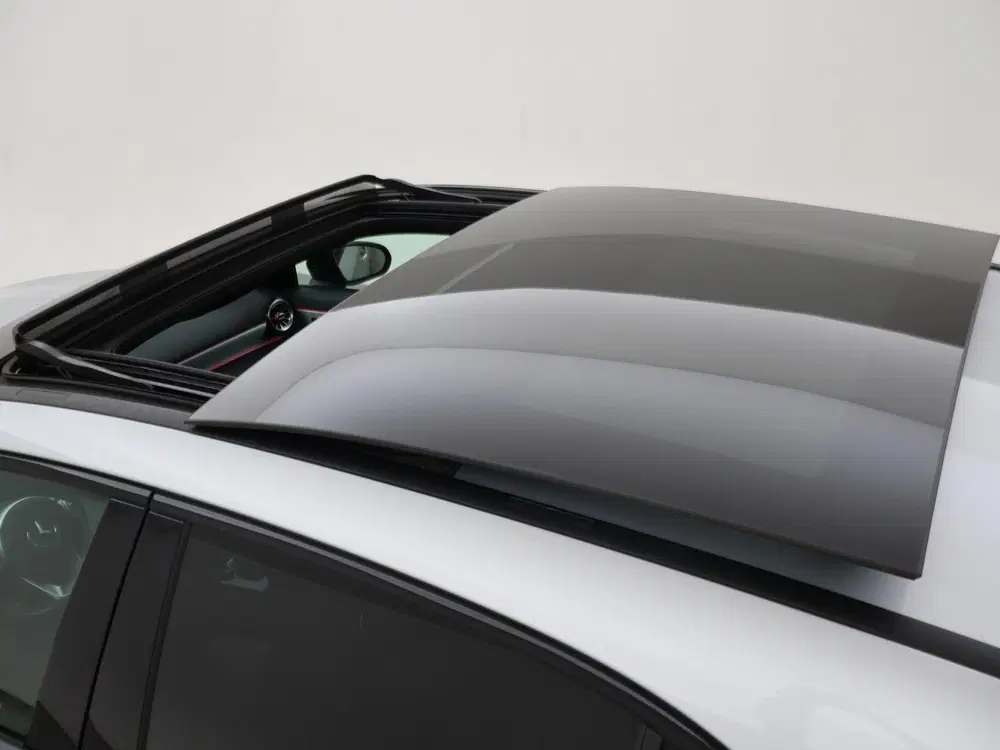 Mercedes-Benz A-Klasse 250e AMG SPORT + PANORAMA uit 2021, foto 6